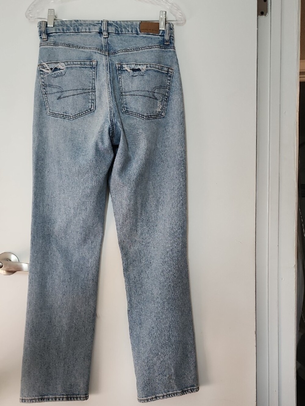 American Eagle Outfitters Light Blue Distressed Straight Leg Jeans - Picture 2 of 5